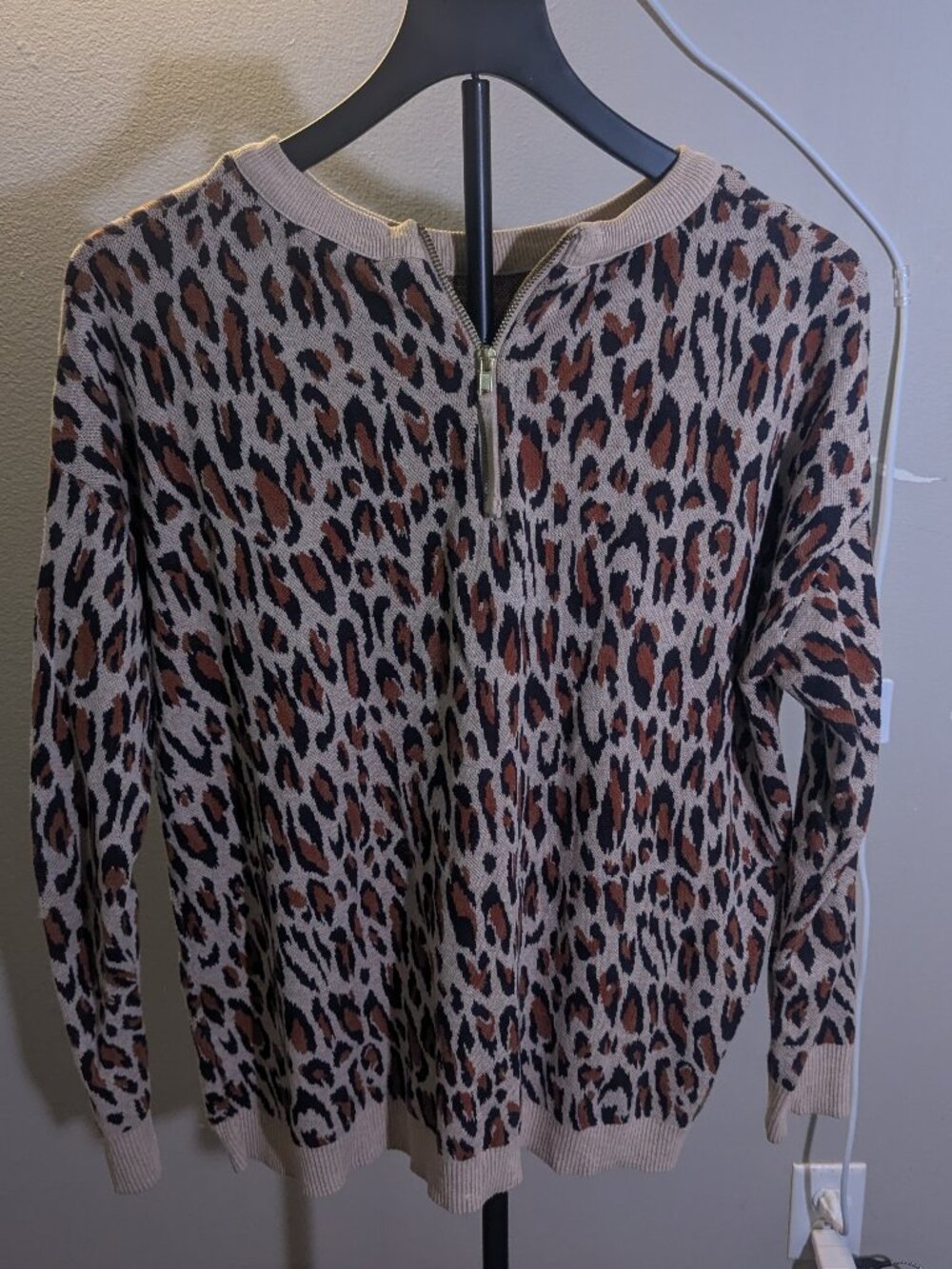 H&M Brown Leopard Print Long Sleeve Sweater